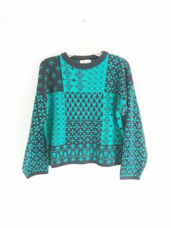 Vintage 80’s Abstract Print Cropped Sweater. Women
