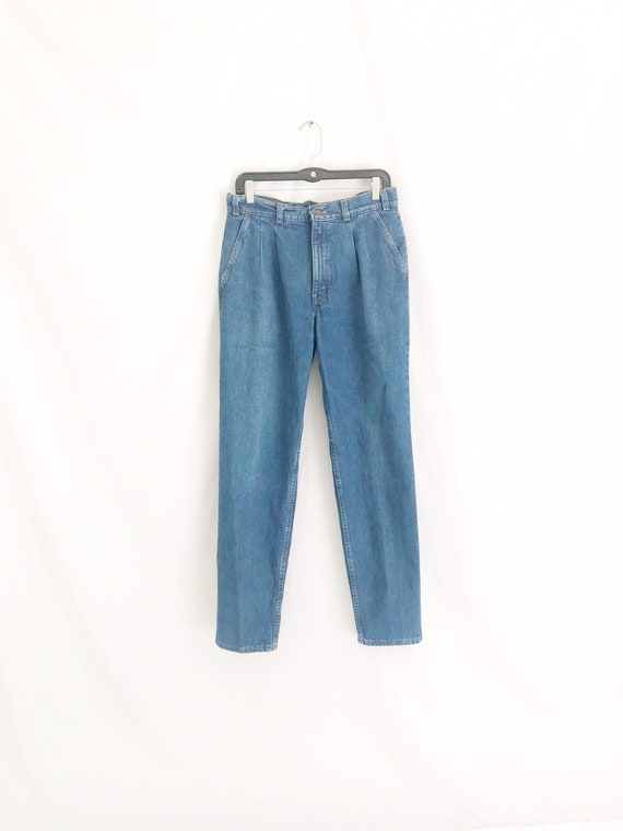 Vintage 80's LEVIS Pleated High Waisted Jeans. Ma… - image 1