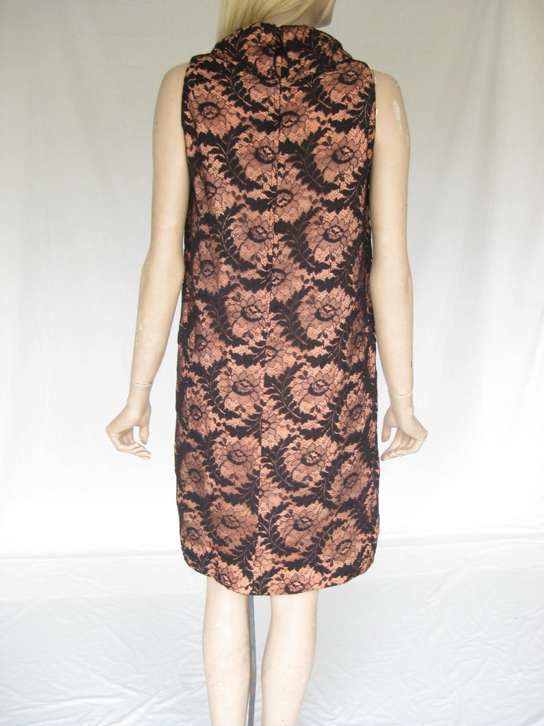 Vintage 60's Mod Lace Cocktail Dress. Women's Medium image 4