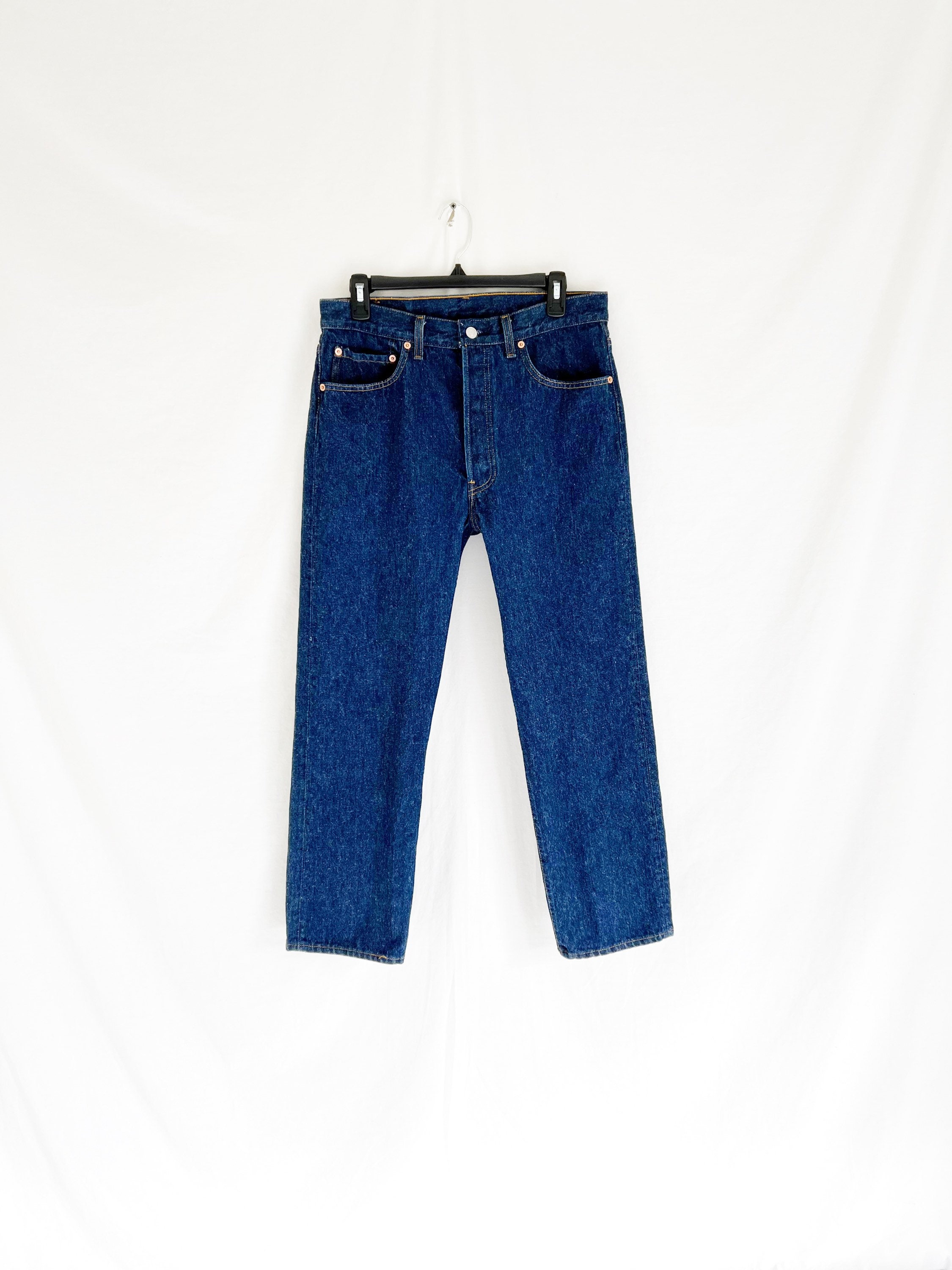 Vintage 90s LEVIS 501 Made in U.S.A. Straight Leg Jeans. Tag 34 X 30. Waist Actual 31.5 - Etsy Vintage 90s LEVIS 501 Made in U.S.A. Straight Leg Jeans. Tag 34 X 30. Waist Actual 31.5 - Etsy