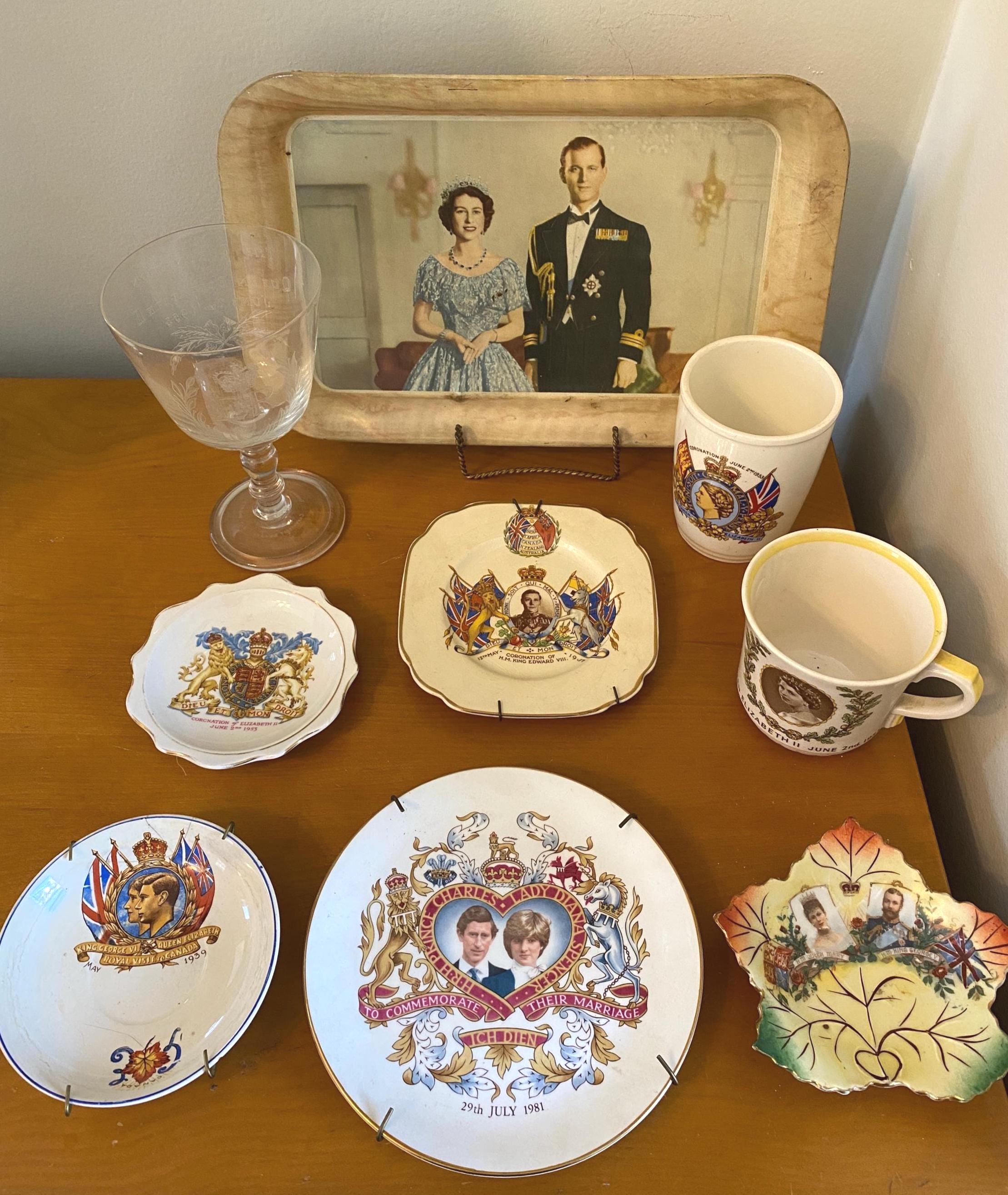 Queen Elizabeth Tray - Etsy