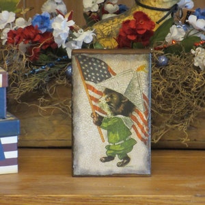 Wood Patriotic Kitty Plaque image 2