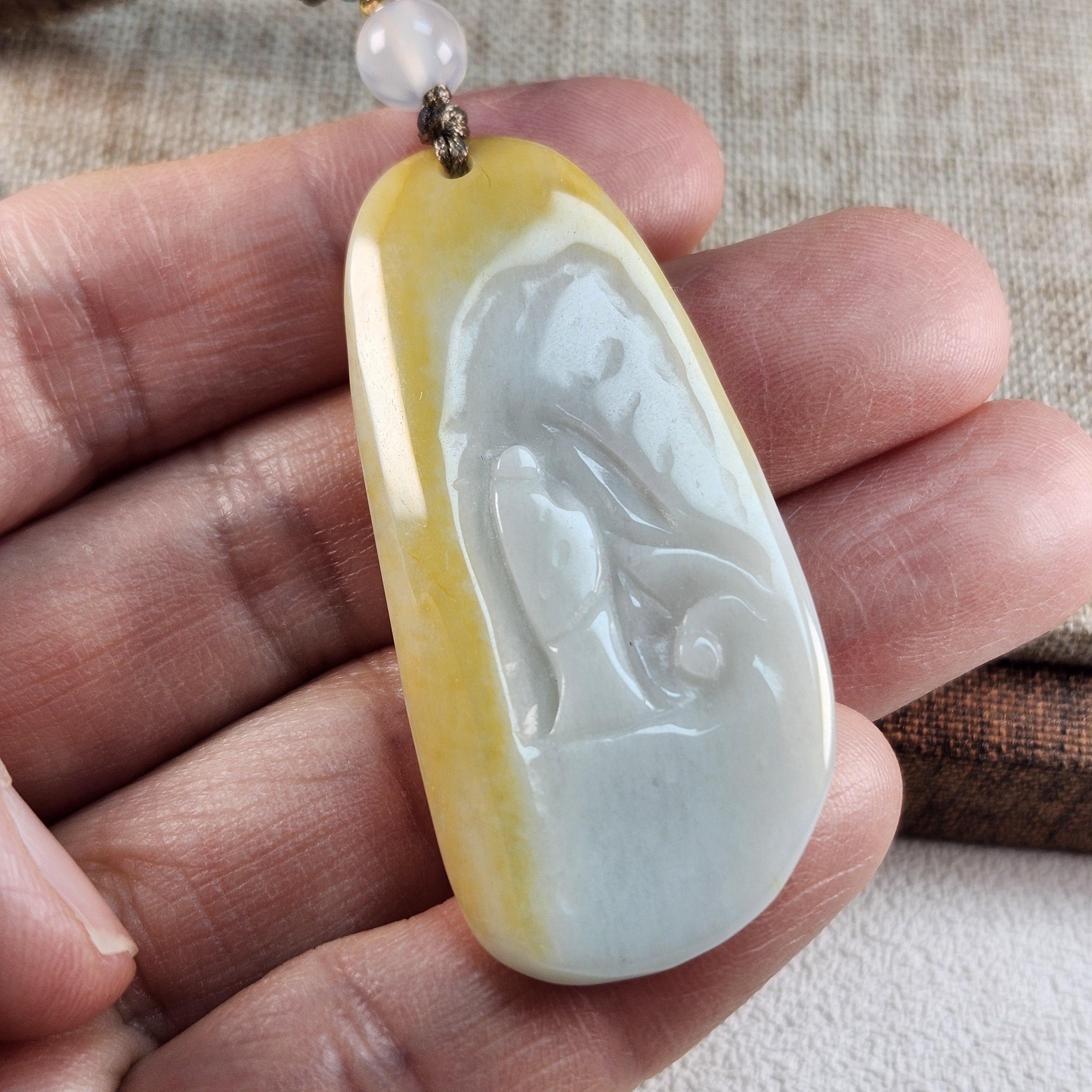 Grad3 A 翡翠 悟りの悟道模様 彫り込みのある天然翡翠ペンダント 調整