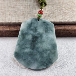 Untreated type A natural translucent jadeite jade necklace with pretty necklace cord