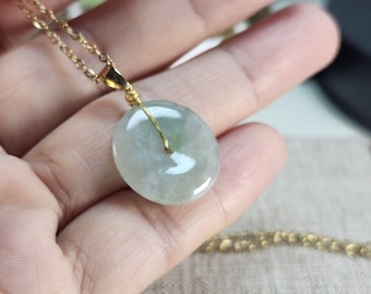 Ciondolo a forma di ciambella in giada giadeite naturale di grado A, collana in giada verde trasparente, gioiello minimalista portafortuna, regalo significativo
