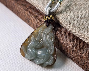 Hermoso y raro hallazgo, colgante de jadeíta natural sin tratar de zorro de nueve colas, de grado A, con un bonito cordón para collar.