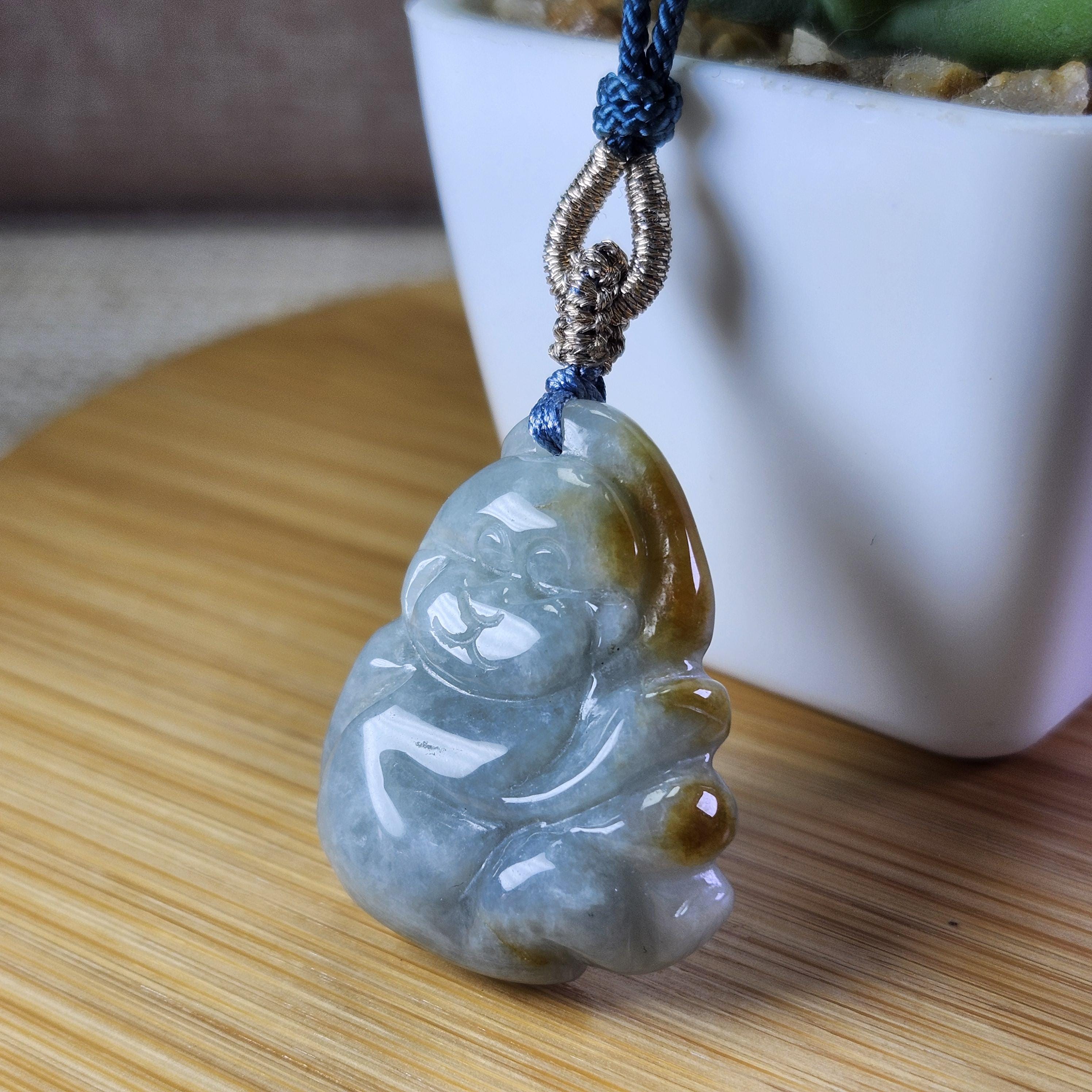かわいい干支の猿の未処理天然翡翠ペンダント、調節可能なネックレス