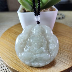 Guan Yin 觀音 Lotus well crafted untreated translucent natural jadeite jade pendant with agate bead necklace