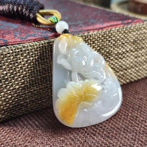 Gut geschnitzten Fisch Lotus tragen Idiom 連年 liebsten kö unbehandelten natürlichen Typ Ein Jadeit Jade Anhänger mit hübschen Halskette Kordel