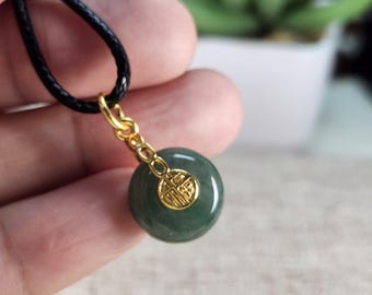 Ciondolo in giada giadeite naturale di grado A con carattere 福 Fu color oro, mini gioiello portafortuna cinese, regalo con amuleto di giada