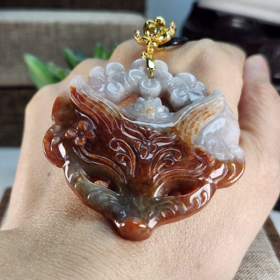 Grade A Jade Luxury Feel Nine-tailed Fox Well Carved Gold Plated