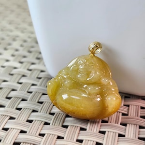Blessing smile face buddha 18k gold bail well crafted untreated natural jadeite jade pendant free with 925 necklace chain