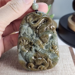 Grade A vintage feel zodiac dragon and rat well carved untreated natural jade pendant with necklace cord
