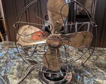 Vintage Peerless Electric Co. Brass Blade Electric Table Fan with Brass Blades