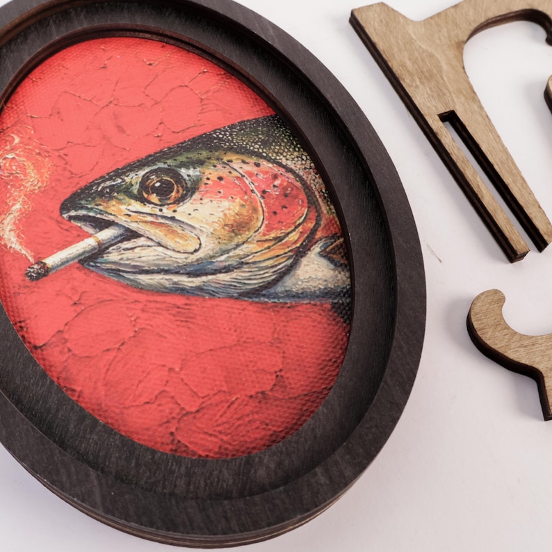 Funny Smoking Fish Painting Wooden Wall Art, Quirky Fishing Decor, Oval Frame Pop Art Style, Unique Angler Gift Idea image 4