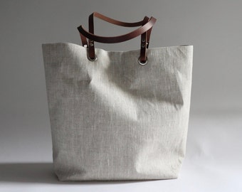 Simple Tote Bag in Natural Linen