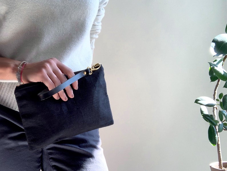 Black Clutch Bag, Wristlet in Black Linen, Little Black Bag image 2