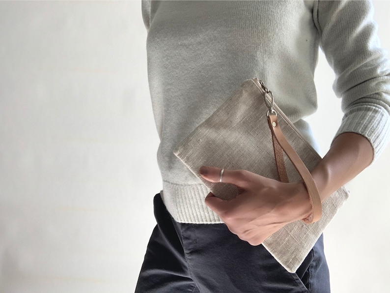 Clutch Bag in Natural Linen, Simple Linen Wristlet image 3