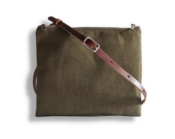 Crossbody Purse in Linen and Leather