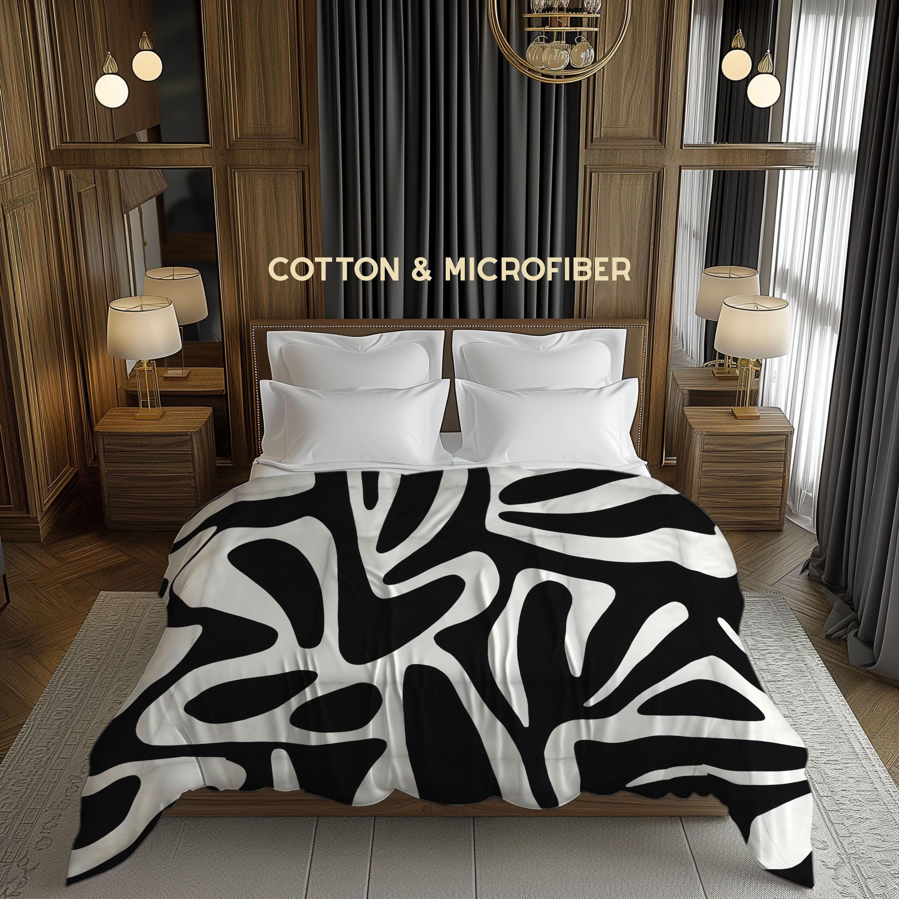 Black White Abstract Comforter: Modern Bedding, Contemporary Home Décor ...