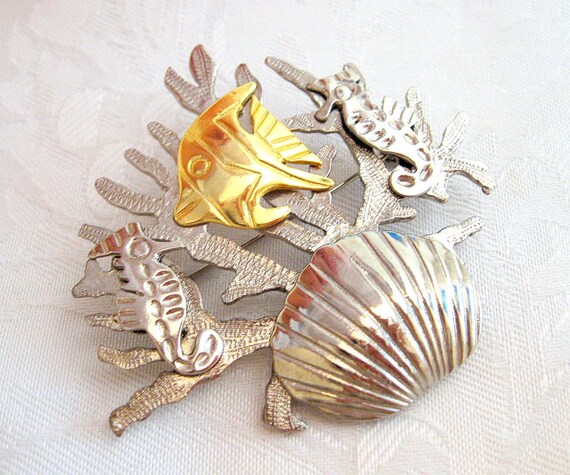 Vintage Sea Life Brooch Silvertone Goldtone - image 4