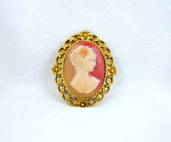 Vintage Cameo Brooch Portrait Brooch Goldtone Orn… - image 1