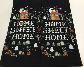 HAUNTED HOME SWEET Home Set of 2 extra plush cotton kitchen towels, dish towel, hand towel, Halloween towel, haunted house, kitchen decor