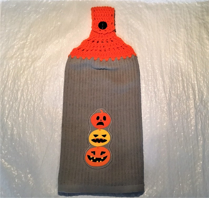 JACK-O-LANTERNS On GRAY Extra Thick Double Layer Hanging Crochet Towel, halloween towel, jack-o-lantern lover gift, hostess gift, housewarm image 1