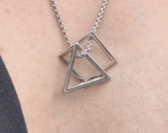 Collana da uomo con ciondolo geometrico in argento / Acciaio inossidabile