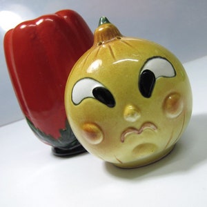 Vintage vegetable shakers