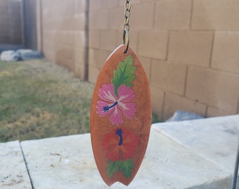 Resin surfboard with hibiscus keychain - car charm - backpack charm - beach lovers gift