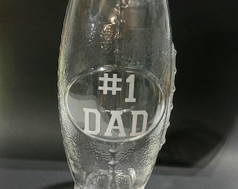 Football Glass, Custom Sports Tumbler Gift, Personalized Whiskey Glass for Him, Unique Beer Glass for Coaches