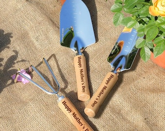 3 Piece Set of Personalized Garden Tools, Stainless Steel Tools, Solid Wood Handle, Housewarming, Mothers Day,  Gift for Her
