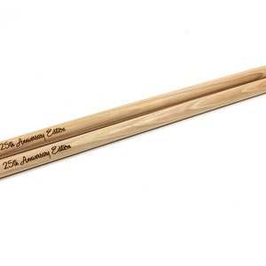 Vic Firth Professional Drumsticks Signature Drumsticks Laser Engraved Vic Firth Drumsticks The American Classic Line Hickory Wood