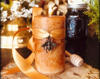 Honey Bee Candles with Orange Blossom Honey, Blonde Woods, Amber, Wildflowers