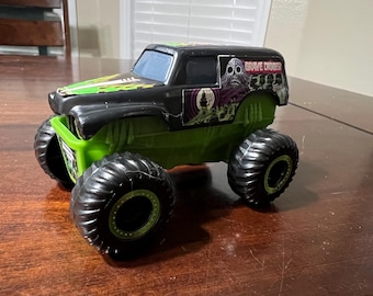 2019 Monster Jam Grave Digger
