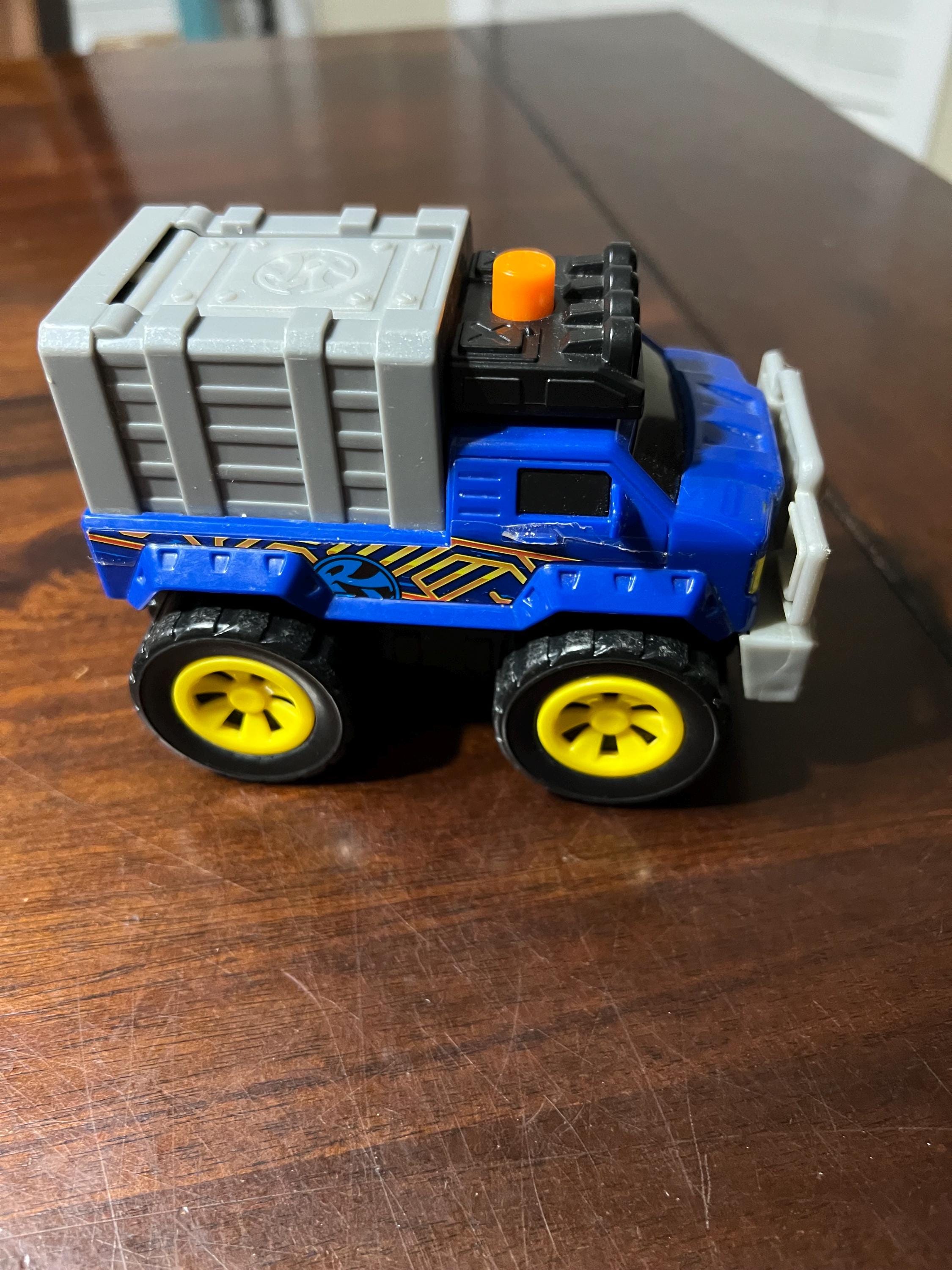 Road Rippers Rescue Train Road Rippers Monster Power T-rex