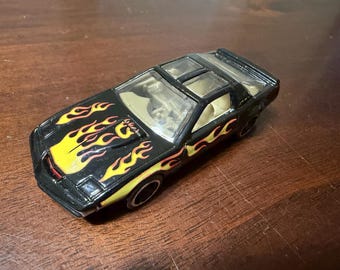 Hot Wheels Universal Studios - Knight Rider K.I.T.T. car