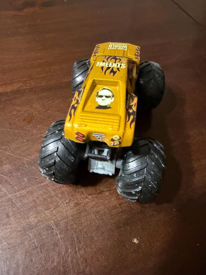 Monster Jam Team Meents, camión monstruo de metal fundido a presión 1:64 B imagen 4