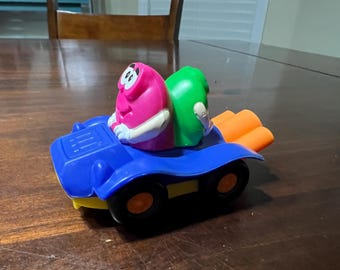 Vintage mini M&M's Burger King Toys snoepcontainer hot rod auto