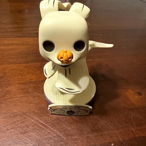 Funko Pop! Disney: The Nightmare from Christmas - Zero als Chariot Vinyl Figur, Hot Topic Exclusive!