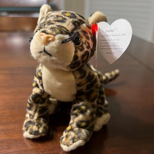 2000 Ty Beanie Baby Sneaky the Leopard