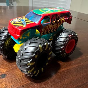 Hot Wheels Monster Jam Bigfoot Hot Wheels Monster Trucks #68 2021 1:64