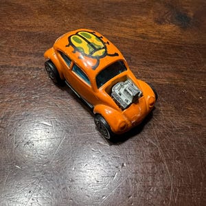 Vintage Hot Wheels Redline Custom Volkswagen VW Bug 1967 Orange