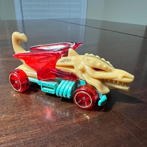 2009 Hot Wheels Mattel Dragon Blaster Racecar