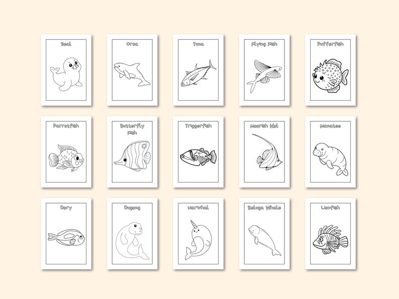 Op de afbeelding: Een verzameling van 15 kaarten met zwart-wit illustraties van verschillende zeedieren, waaronder een zeehond, orka, tonijn, vliegende vis en kogelvis. Elke kaart heeft de naam van het dier.