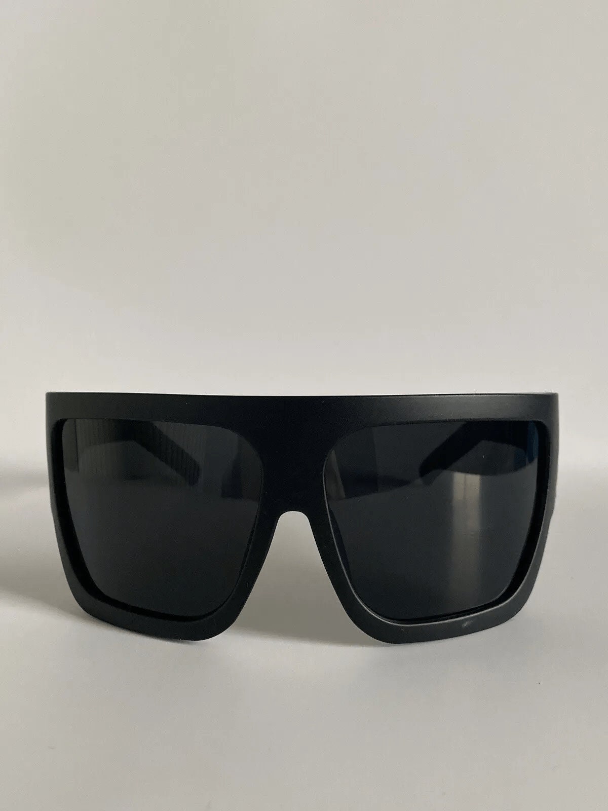 Lunette kim kardashian hot sale