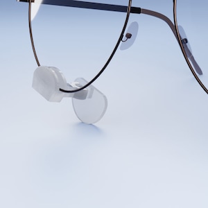 HealView Adjustable Glasses Riser - Comfort & Support for Post-Surgery Recovery