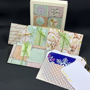 Handgemachte Geschenkkartenhalter Set 0f 5 mit Umschlägen, Hängeanhänger, Gestanzte blanko Notizen, Aufbewahrungsbox in Metallic Grün und Gold
