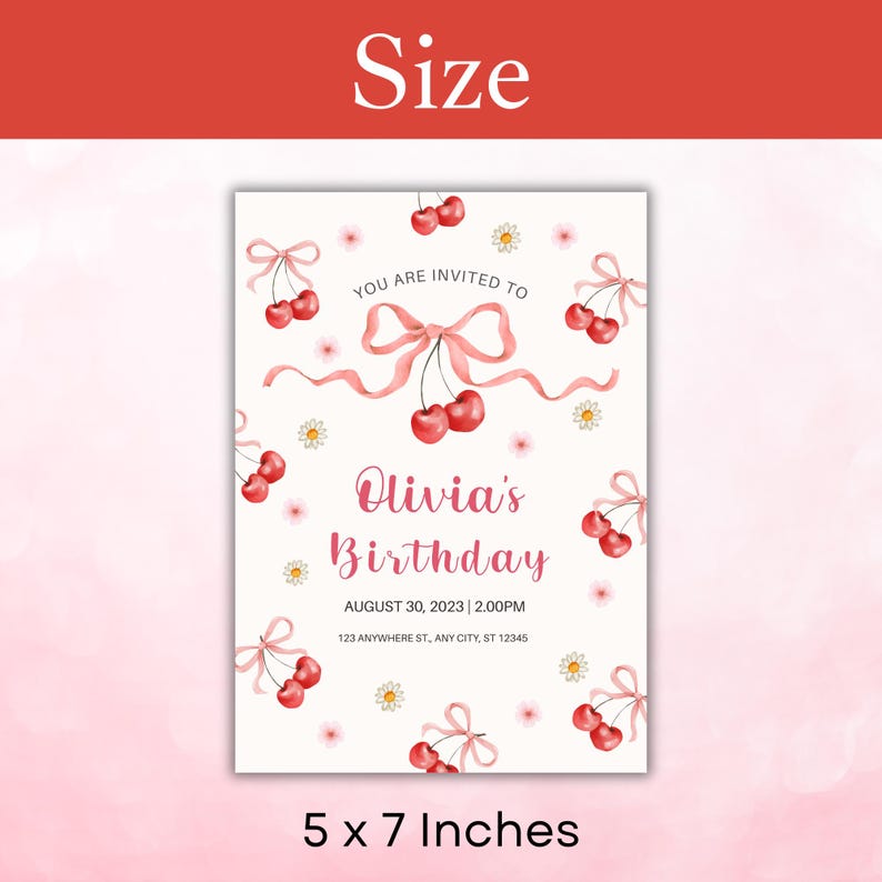 Puede incluir: Una tarjeta de invitaci&oacute;n de 12,7 x 17,8 cm con un tema de cerezas. La tarjeta presenta el texto "You are invited to Olivia's Birthday" en escritura rosa, junto con la fecha, hora y direcci&oacute;n. Las cerezas y los lazos decoran la tarjeta.